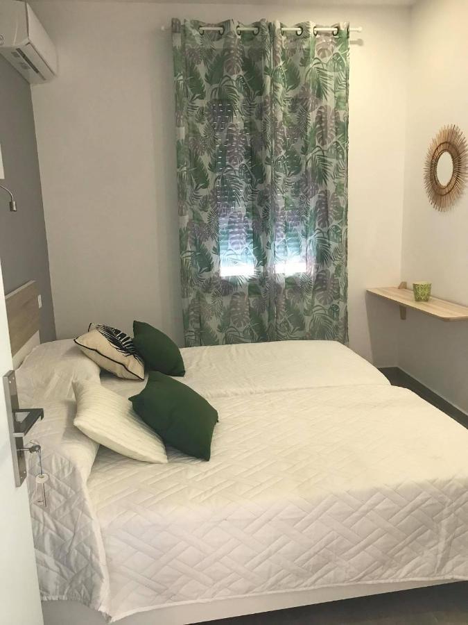 Calma apartment Masouri Exterior foto